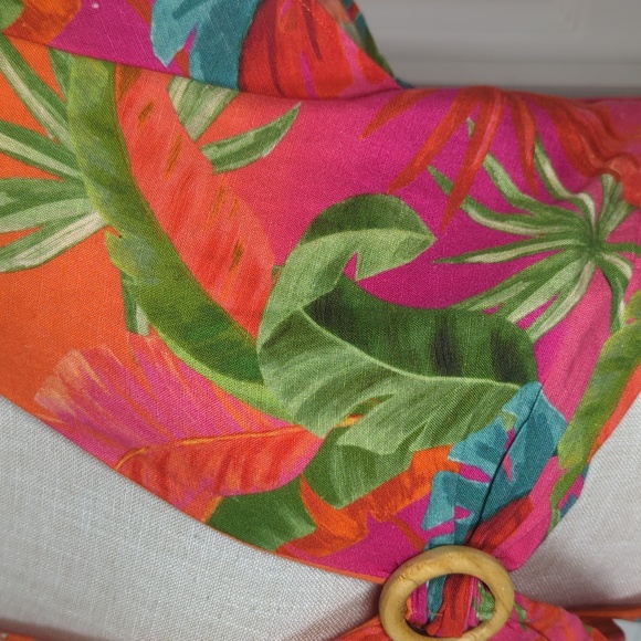 Farm x Anthropologie Cut-Out Top - Picture 7 of 11